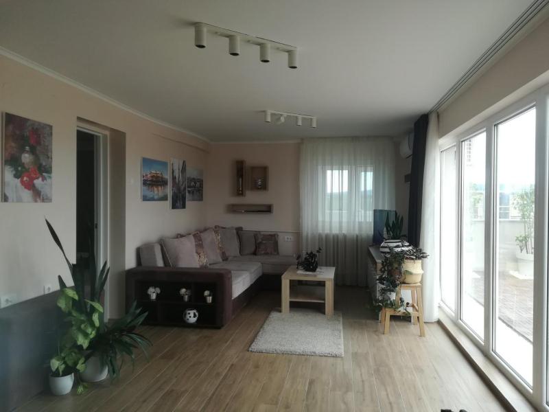 Penthouse apartment - image 15