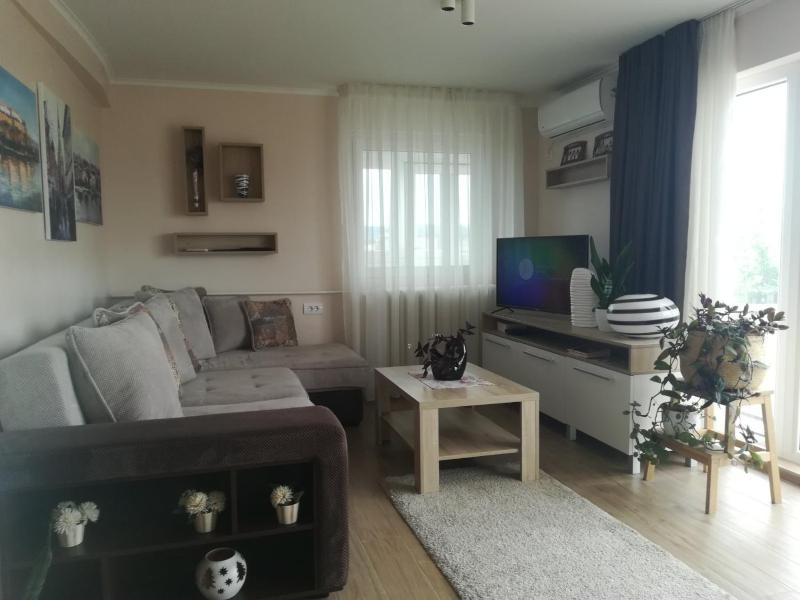 Penthouse apartment - image 12