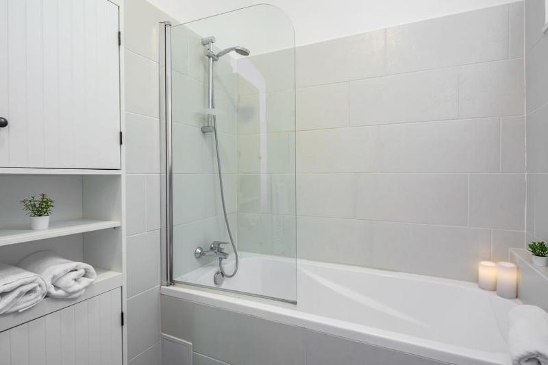 Fresh Cosy Style - Central Location - image 11