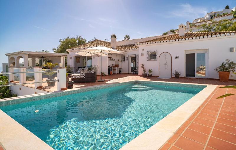 Beautiful Home In Almuñecar With Wifi - image 6