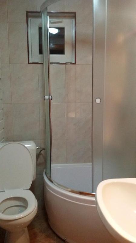 Double Room with Private Bathroom image 2