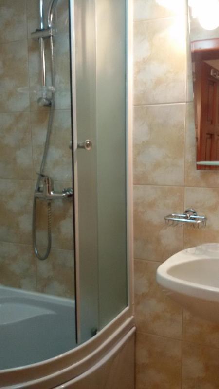 Single Room with Private Bathroom image 2