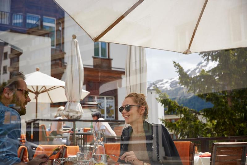 Hotel Schweizerhof St. Moritz - image 32