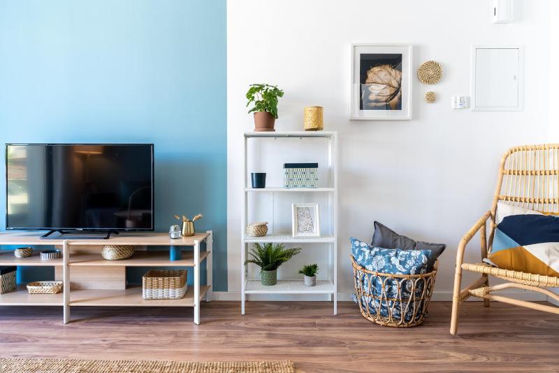 Hue 1-Bedroom Apartment in Larnaca - image 3