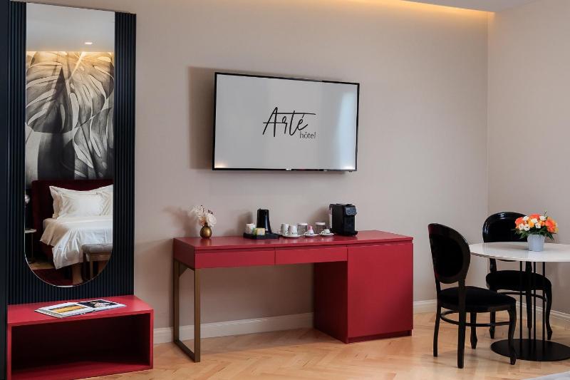 Junior Suite image 2