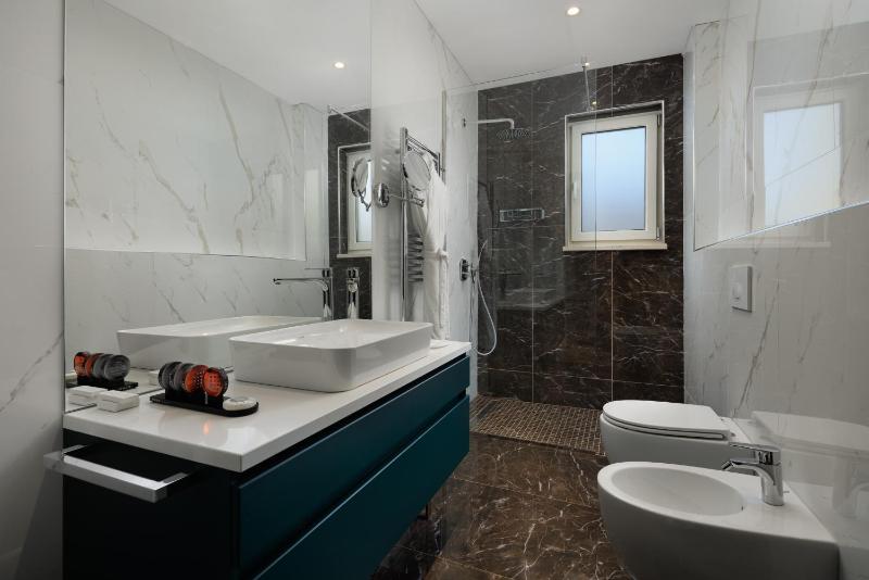 Junior Suite image 4