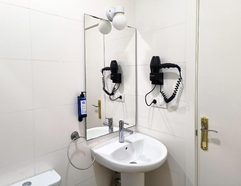 Three-Bedroom Apartment image 4