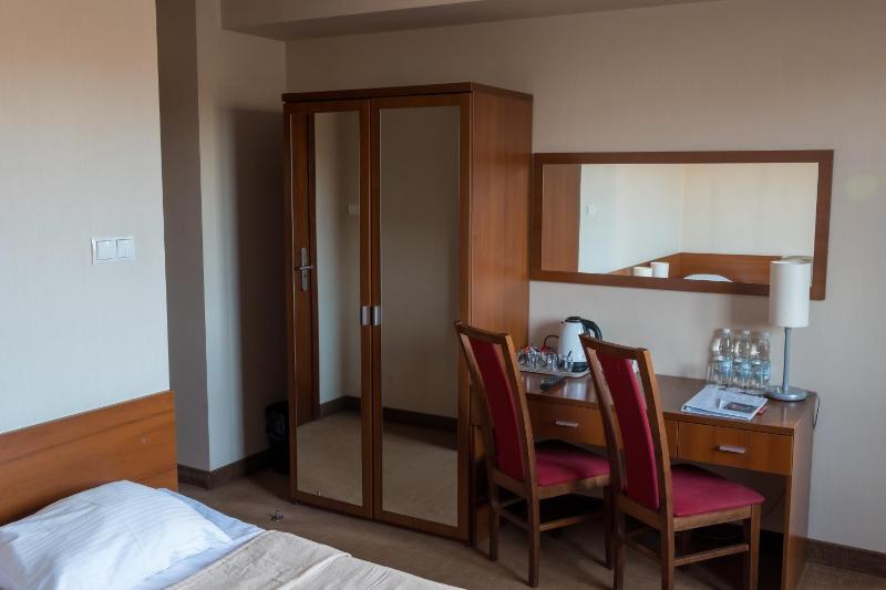 Double Room image 2
