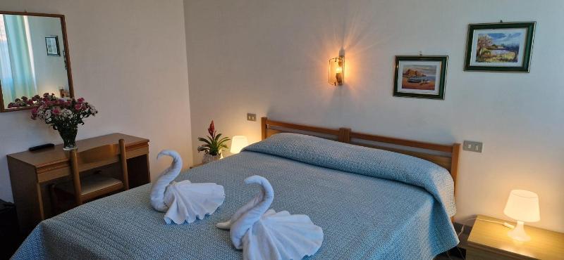 Hotel Dora - image 38