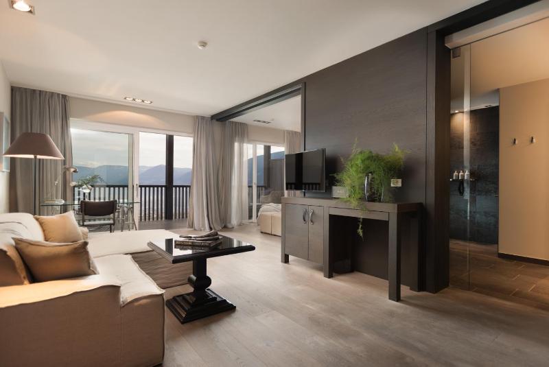 Superior Junior Suite image 1