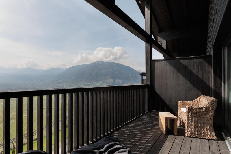 Single Room with Balcony image 3