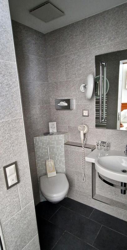 Superior Double Room image 4