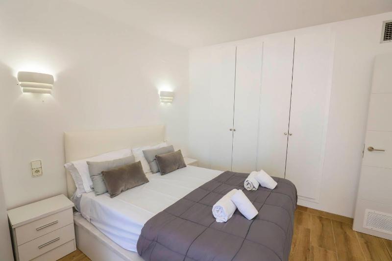 DIFFERENTFLATS Barcino - image 30