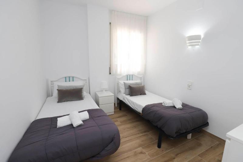 DIFFERENTFLATS Barcino - image 13