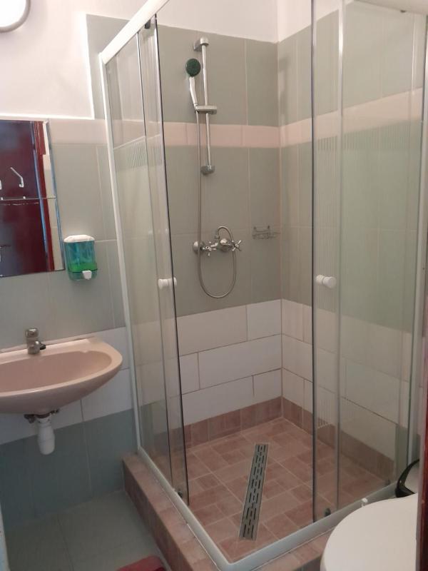 Deluxe Double Room with Shower image 3