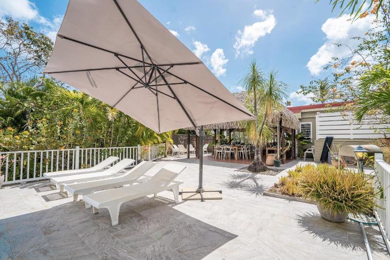 Coconut Bay - image 9