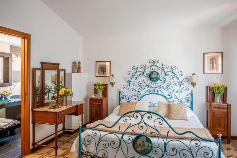 Superior Double Room image 1