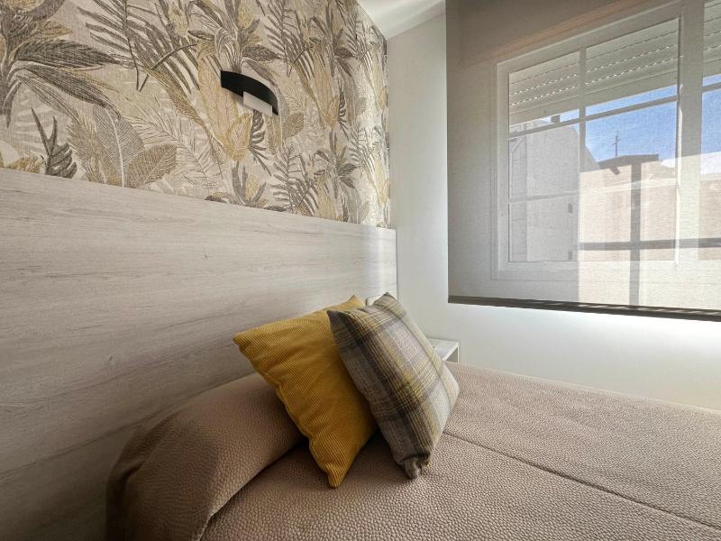 Single Room image 2