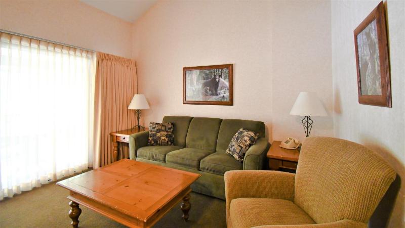 Apartment with Balcony image 2