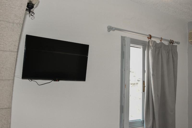 Quadruple Room image 3