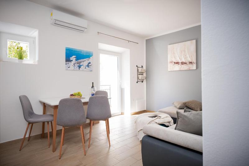 Apartment with Balcony image 4