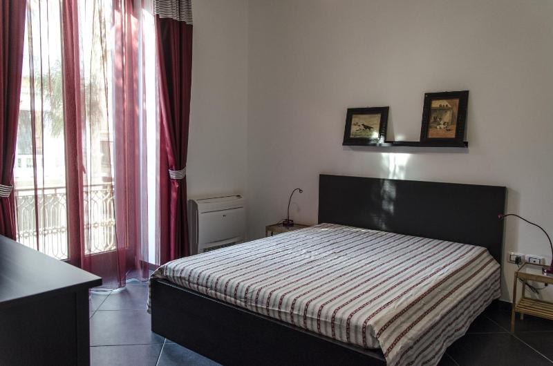 Superior Apartment image 3