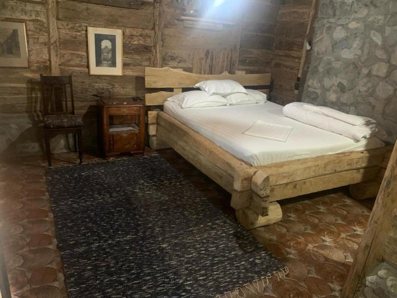 Superior King Room image 2
