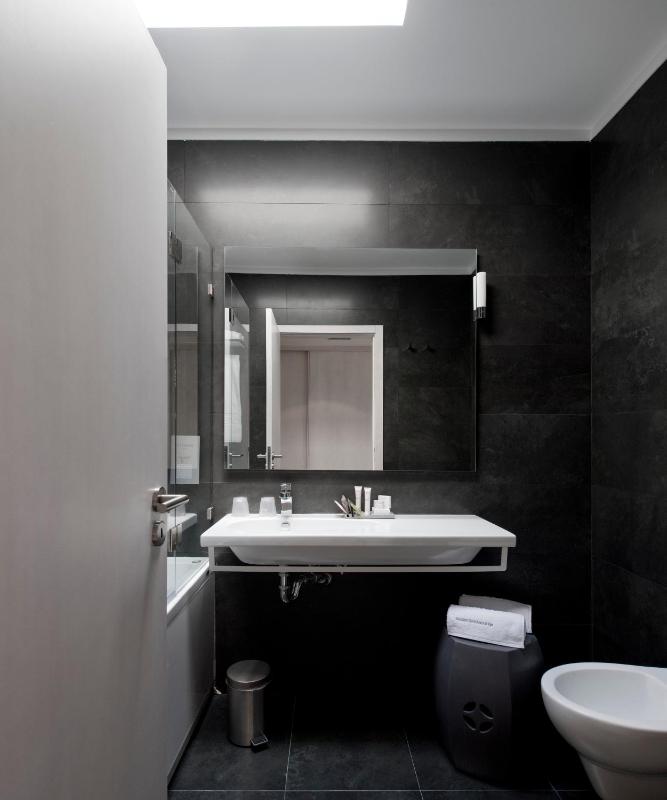 Premium Double or Twin Room with Land View image 4