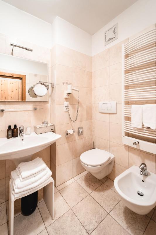 Superior Double or Twin Room image 1