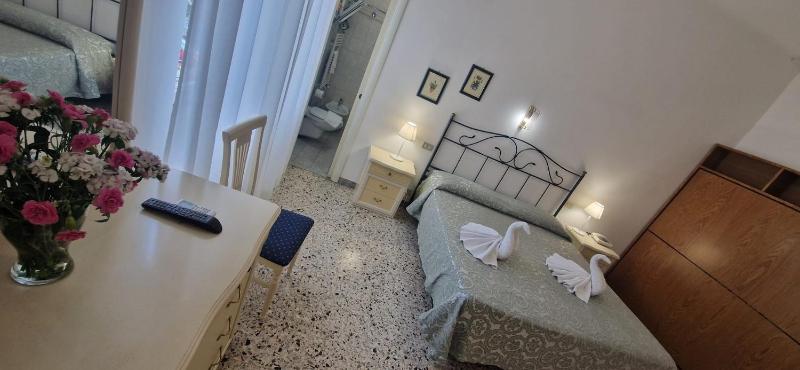 Hotel Dora - image 19