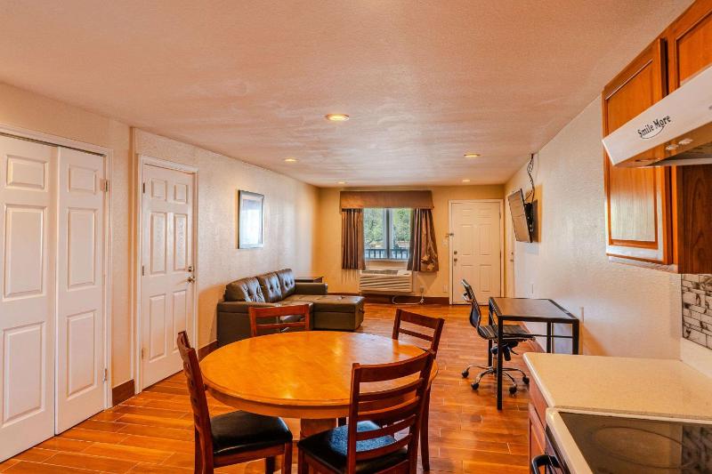 Quality Inn Rockport on Aransas Bay - image 26
