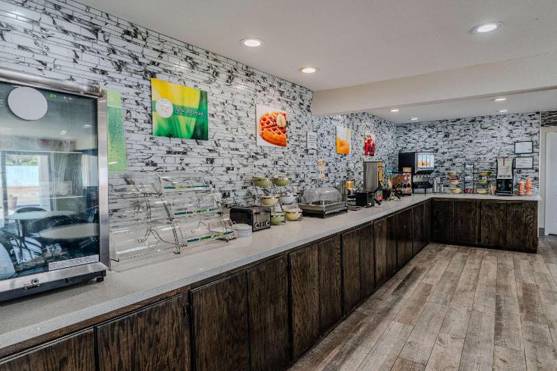 Quality Inn Rockport on Aransas Bay - image 22
