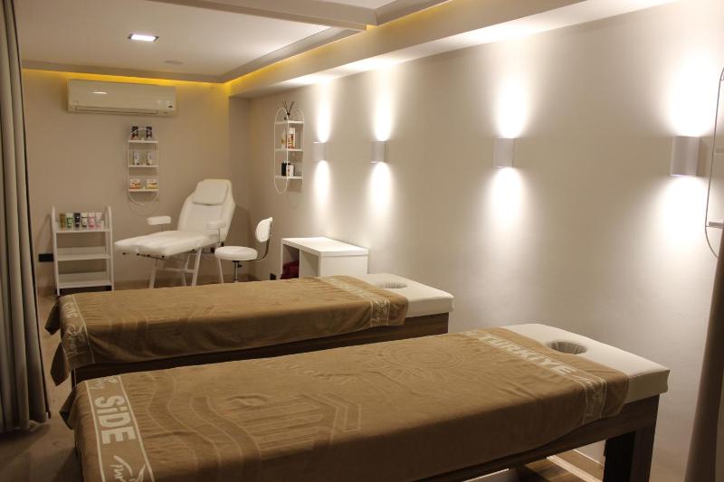 Savk Hotel - image 7