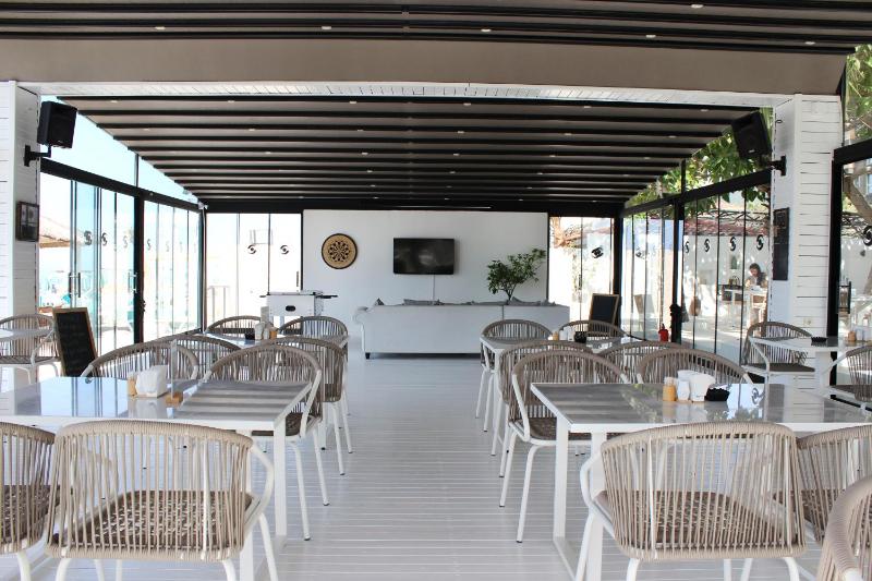 Savk Hotel - image 5