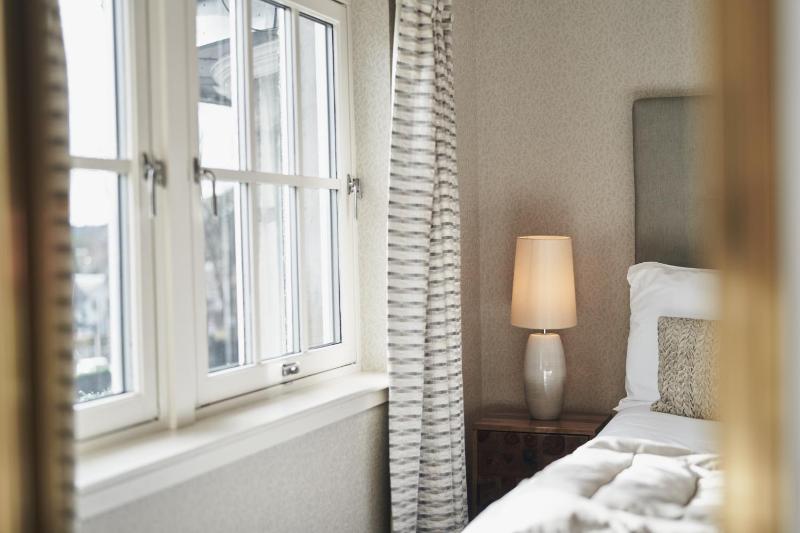 Double Room image 4
