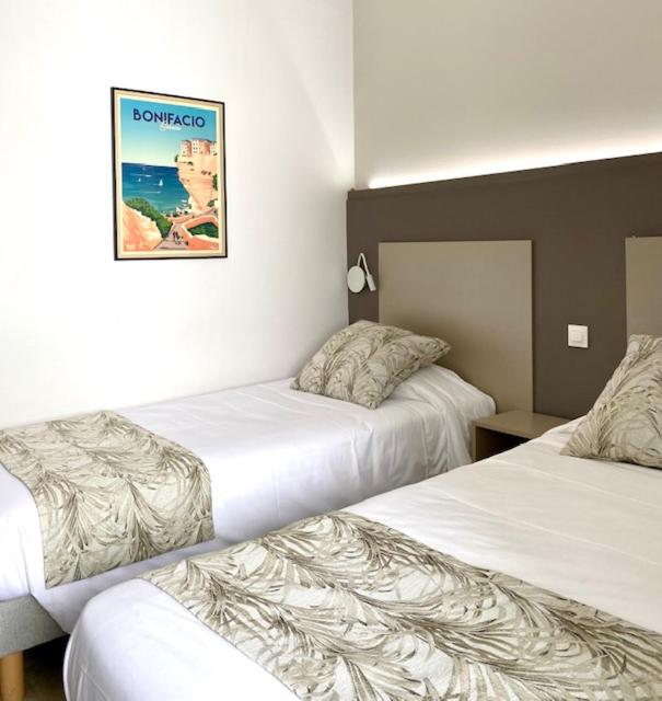 Comfort Twin Room image 3