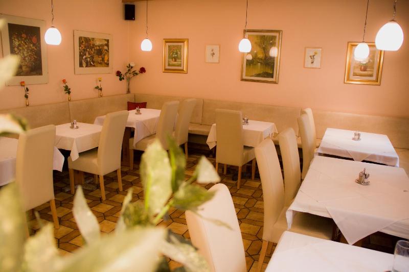 Hotel Alter Telegraf - image 42