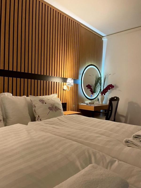 Triple Room image 2