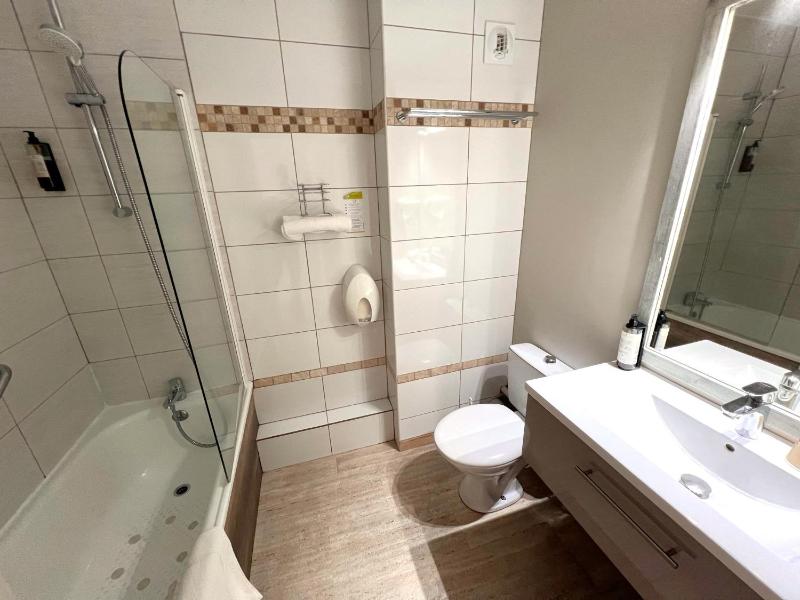 Comfort Double or Twin Room with Terrace image 2