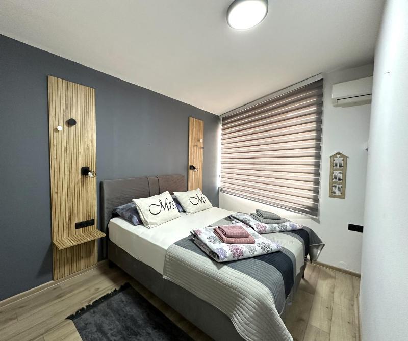 Double Room image 2