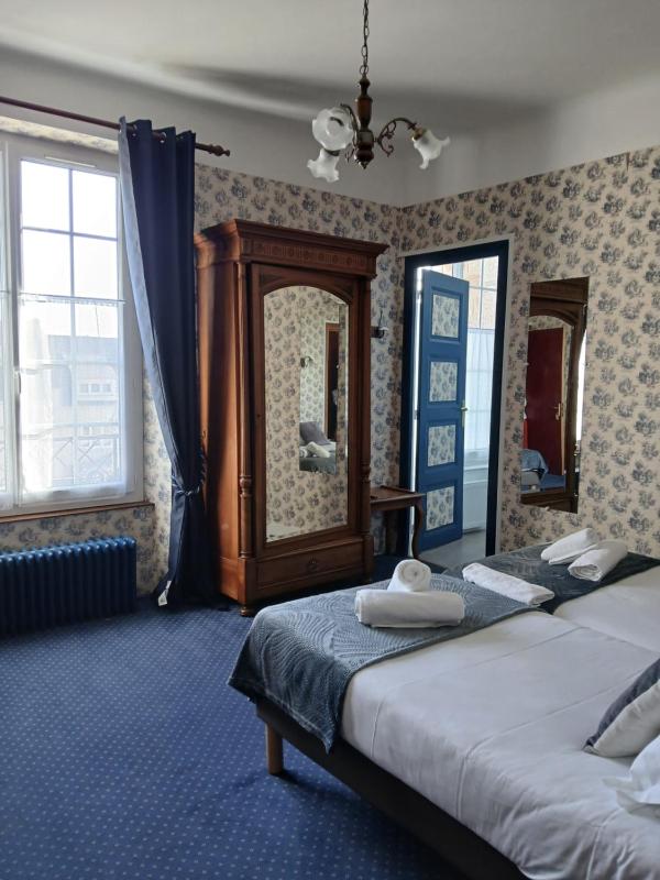 Twin Superior Room image 4