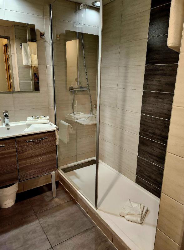 Comfort Triple Room image 2