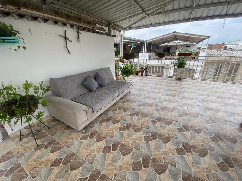 Hermoso apartamento con terraza - image 8