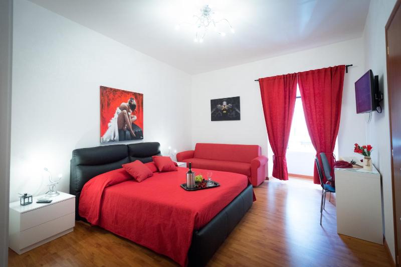 Superior Triple Room image 1