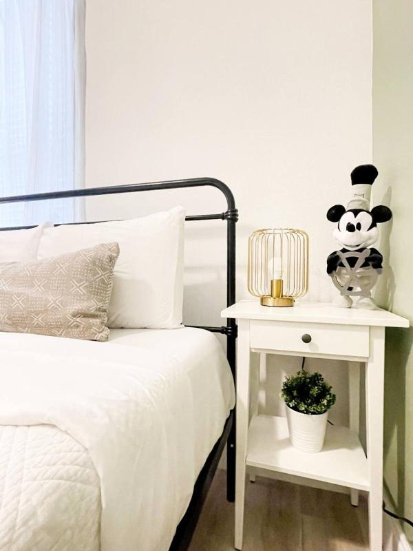 Luxury Orlando Retreat Just 6 Miles from Disney - image 14