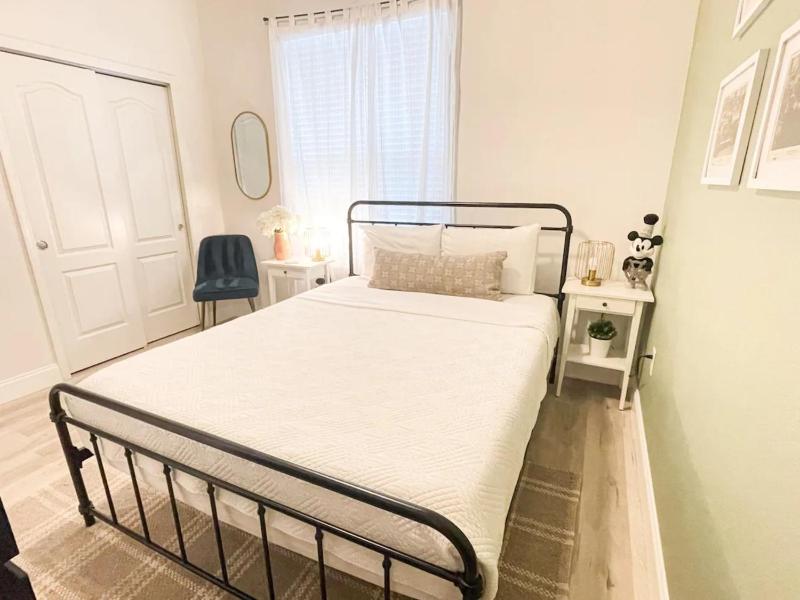 Luxury Orlando Retreat Just 6 Miles from Disney - image 29