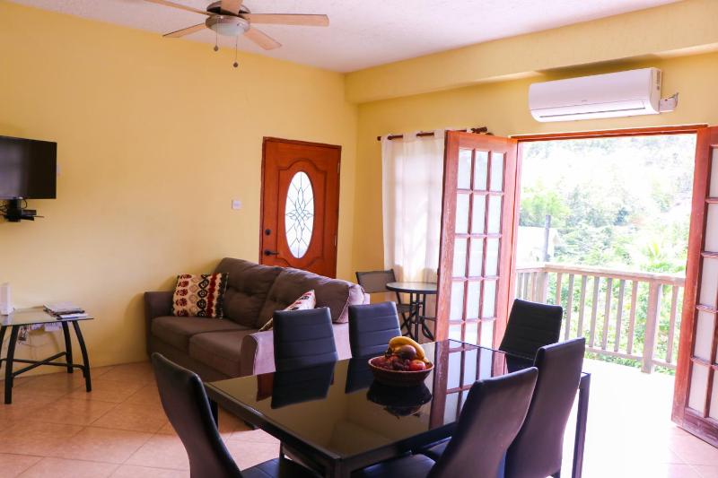 Rose Heights Apartments No 5 - image 4
