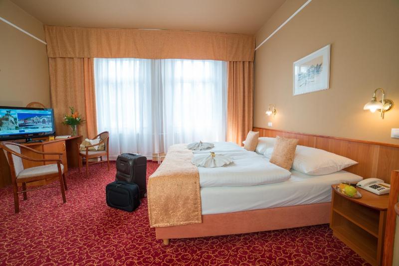 Comfort Double or Twin Room image 1