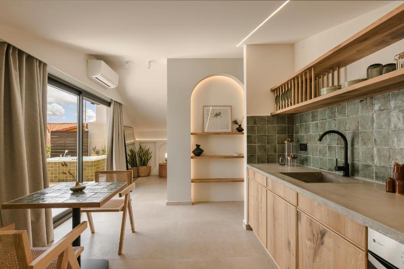 Veranda Suite - image 18