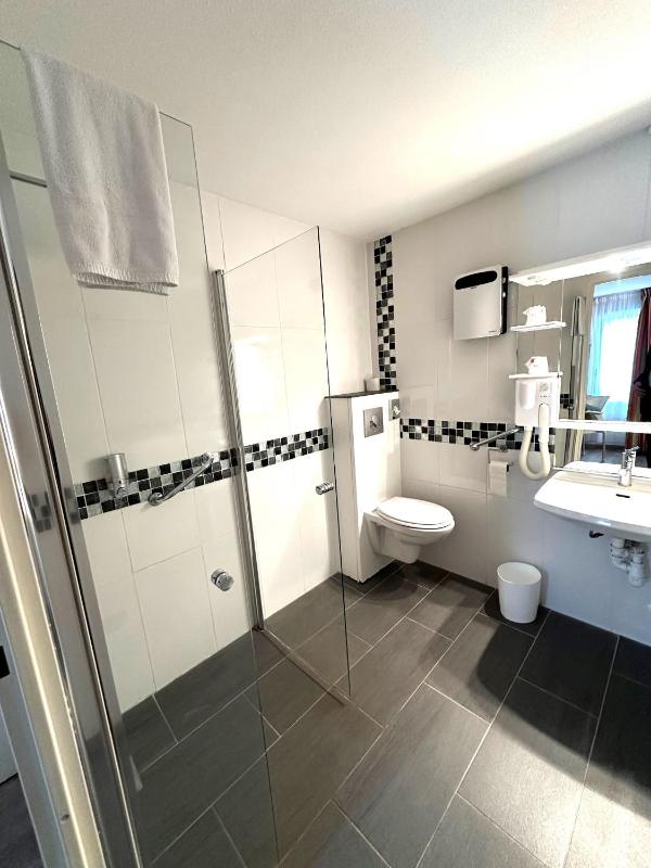 Privilege Double Room image 2